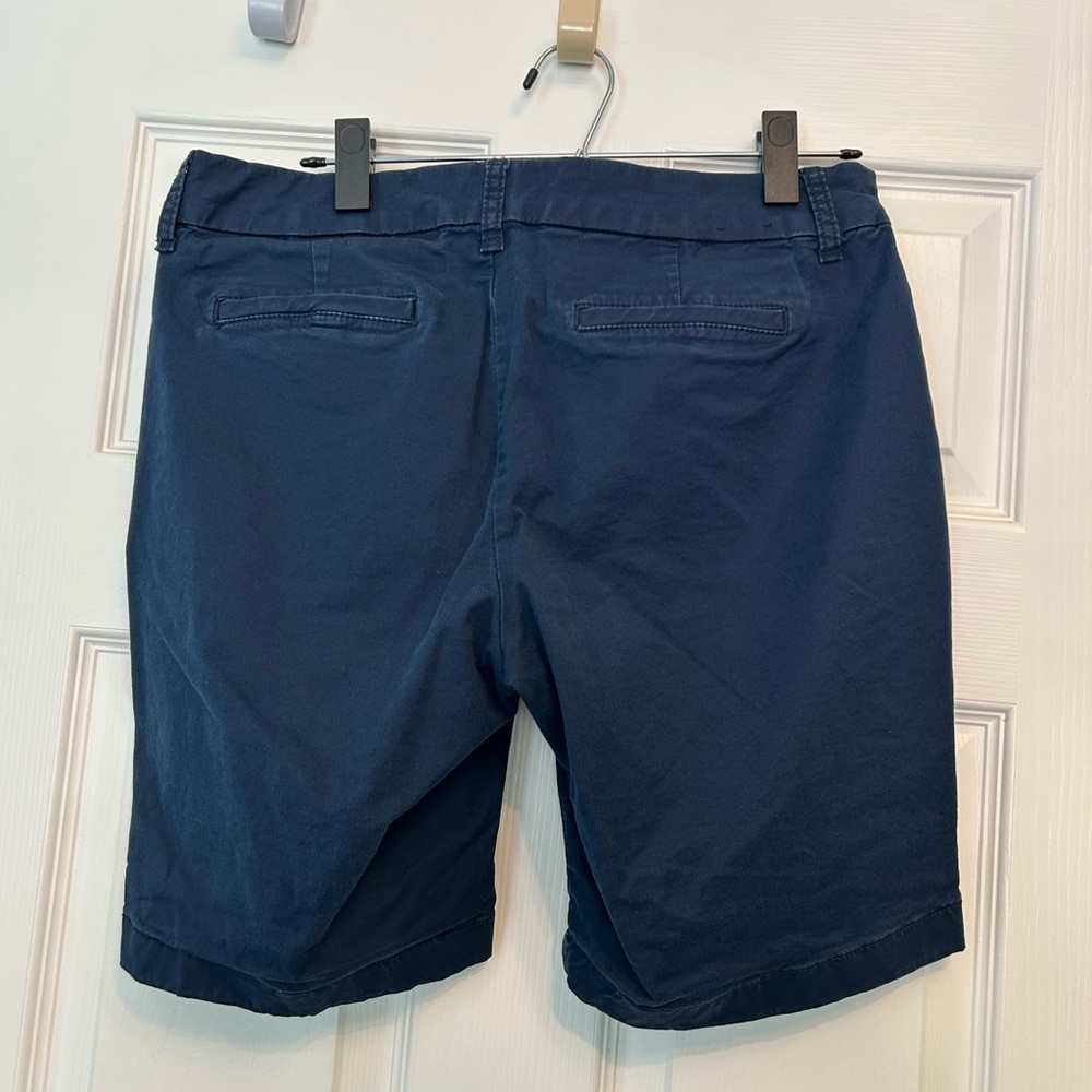 J. Crew Women's Frankie 9” Navy Bermuda Shorts - Picture 4 of 5